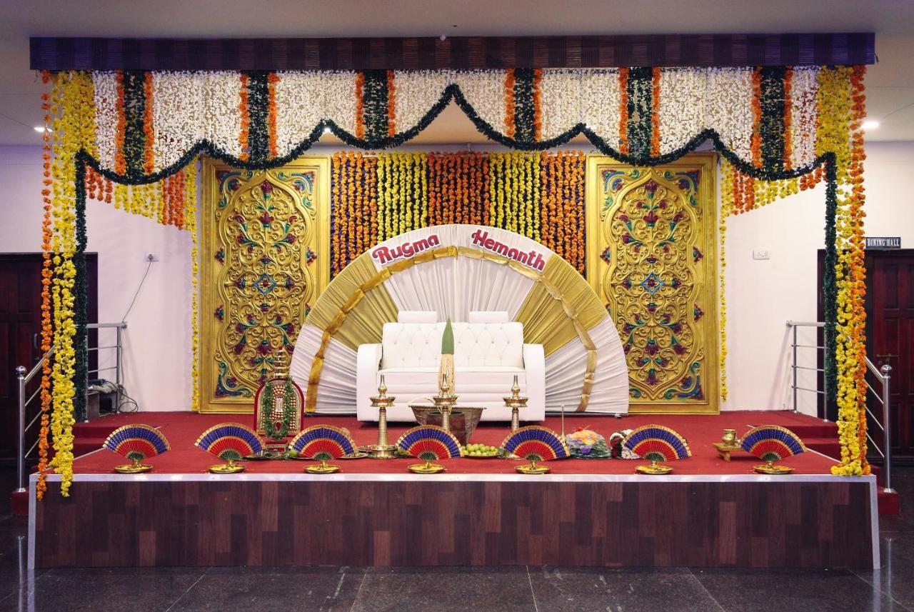 Hare Krishna Inn Guruvāyūr Eksteriør billede